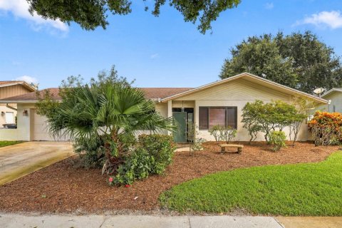 Villa ou maison à vendre à Boca Raton, Floride: 4 chambres, 179.58 m2 № 2384964 - photo 2