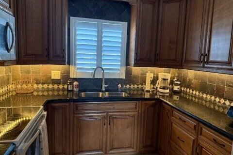 Copropriété à louer à North Palm Beach, Floride: 2 chambres, 89.37 m2 № 2428157 - photo 7