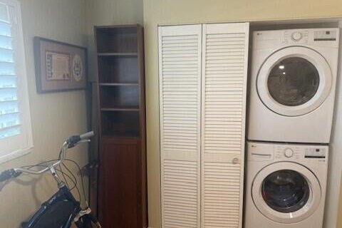Copropriété à louer à North Palm Beach, Floride: 2 chambres, 89.37 m2 № 2428157 - photo 9