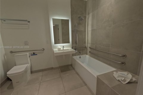 Купить кондоминиум в Майами, Флорида 48.96м2, № 2048397 - фото 17