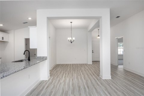 Casa en venta en Newberry, Florida, 3 dormitorios, 183.02 m2 № 2198860 - foto 8