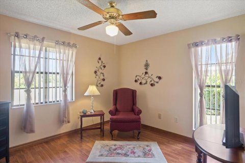 House in Deltona, Florida 2 bedrooms, 112.32 sq.m. № 1854581 - photo 15