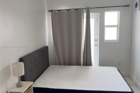 Copropriété à louer à Miami Beach, Floride: 1 chambre, 45.06 m2 № 1981817 - photo 4