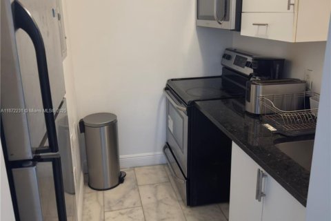 Copropriété à louer à Miami Beach, Floride: 1 chambre, 45.06 m2 № 1981817 - photo 6