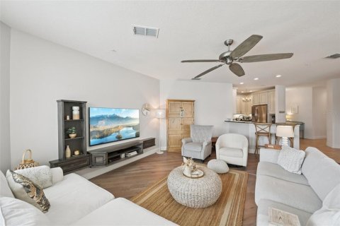 Copropriété à vendre à Bradenton, Floride: 3 chambres, 172.24 m2 № 2126478 - photo 8