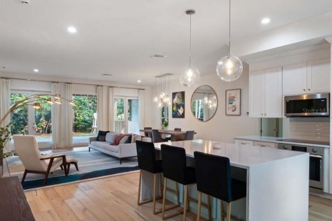 Casa en venta en Orlando, Florida, 4 dormitorios, 268.49 m2 № 2144661 - foto 15