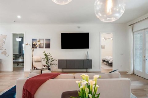 Casa en venta en Orlando, Florida, 4 dormitorios, 268.49 m2 № 2144661 - foto 7