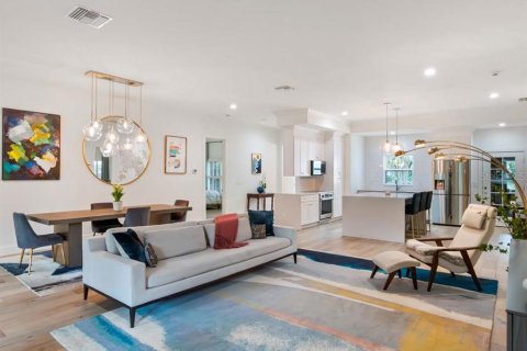 Casa en venta en Orlando, Florida, 4 dormitorios, 268.49 m2 № 2144661 - foto 8