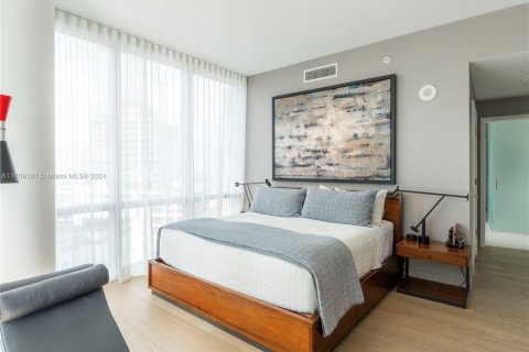 Condominio en venta en Miami, Florida, 3 dormitorios, 201.78 m2 № 1702673 - foto 18