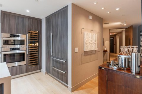 Condominio en venta en Miami, Florida, 3 dormitorios, 201.78 m2 № 1702673 - foto 8