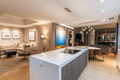 Condominio en venta en Miami, Florida, 3 dormitorios, 201.78 m2 № 1702673 - foto 11