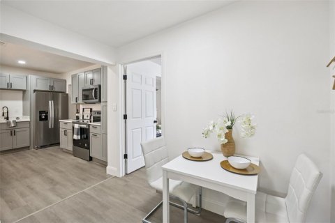 Casa en venta en Saint Petersburg, Florida, 3 dormitorios, 137.03 m2 № 1870433 - foto 12