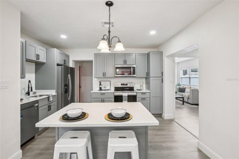 Casa en venta en Saint Petersburg, Florida, 3 dormitorios, 137.03 m2 № 1870433 - foto 19