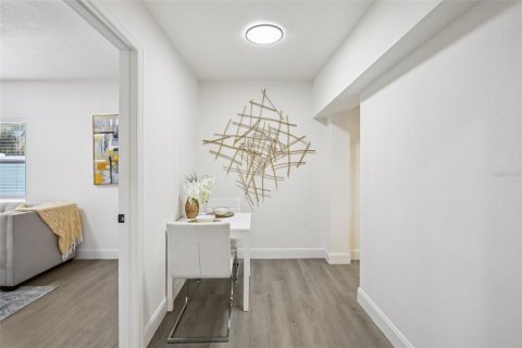 Casa en venta en Saint Petersburg, Florida, 3 dormitorios, 137.03 m2 № 1870433 - foto 11