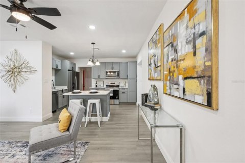 Casa en venta en Saint Petersburg, Florida, 3 dormitorios, 137.03 m2 № 1870433 - foto 9