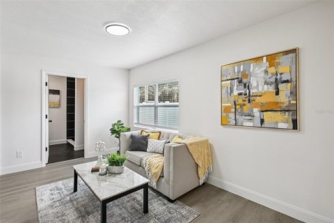 Casa en venta en Saint Petersburg, Florida, 3 dormitorios, 137.03 m2 № 1870433 - foto 10