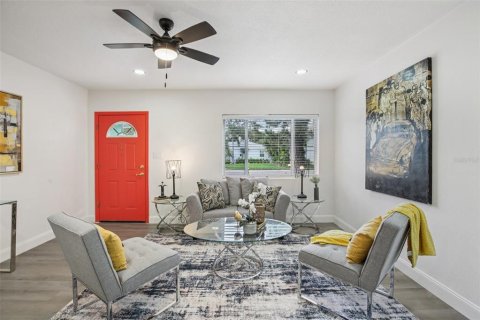 Casa en venta en Saint Petersburg, Florida, 3 dormitorios, 137.03 m2 № 1870433 - foto 8