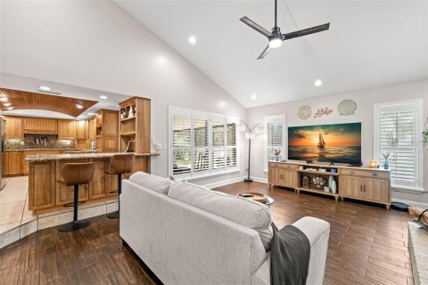 Casa en venta en Valrico, Florida, 4 dormitorios, 258.18 m2 № 1784937 - foto 7