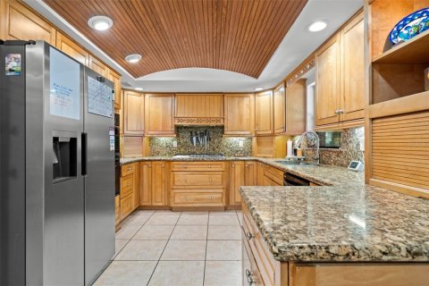 Casa en venta en Valrico, Florida, 4 dormitorios, 258.18 m2 № 1784937 - foto 10