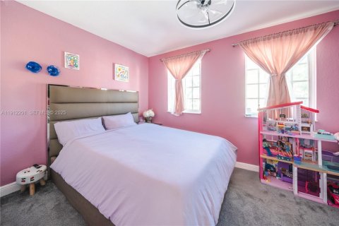 Copropriété à vendre à North Miami Beach, Floride: 3 chambres, 109.81 m2 № 2053843 - photo 14