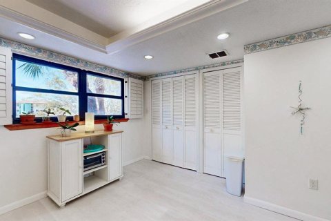Adosado en venta en Treasure Island, Florida, 2 dormitorios, 134.71 m2 № 1786005 - foto 26