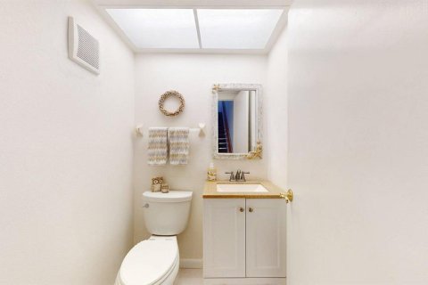 Adosado en venta en Treasure Island, Florida, 2 dormitorios, 134.71 m2 № 1786005 - foto 27