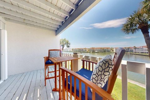 Adosado en venta en Treasure Island, Florida, 2 dormitorios, 134.71 m2 № 1786005 - foto 16