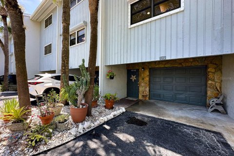 Adosado en venta en Treasure Island, Florida, 2 dormitorios, 134.71 m2 № 1786005 - foto 10