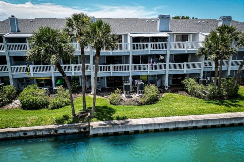 Adosado en venta en Treasure Island, Florida, 2 dormitorios, 134.71 m2 № 1786005 - foto 8