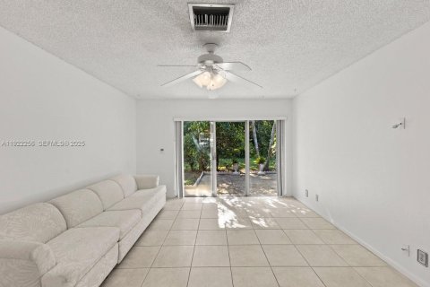 Villa ou maison à vendre à Delray Beach, Floride: 2 chambres, 91.88 m2 № 1976448 - photo 8