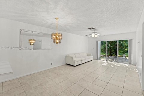 Villa ou maison à vendre à Delray Beach, Floride: 2 chambres, 91.88 m2 № 1976448 - photo 9