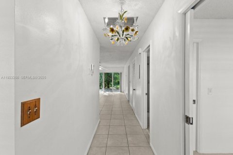 Villa ou maison à vendre à Delray Beach, Floride: 2 chambres, 91.88 m2 № 1976448 - photo 7