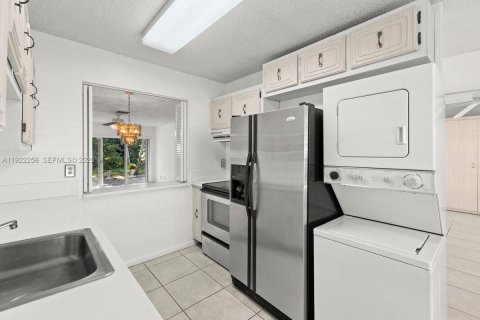 Villa ou maison à vendre à Delray Beach, Floride: 2 chambres, 91.88 m2 № 1976448 - photo 4