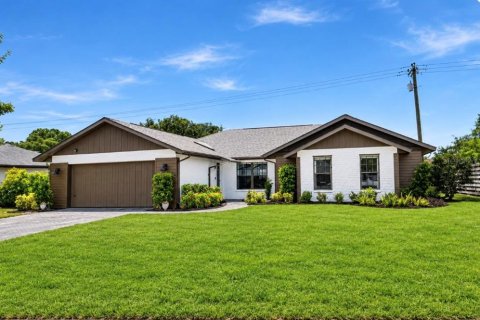 Casa en Bradenton, Florida 3 dormitorios, 183.3 m2 № 2231073