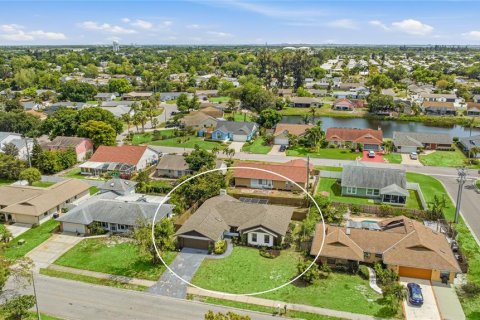 House in Bradenton, Florida 3 bedrooms, 183.3 sq.m. № 2231073 - photo 29