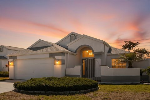 Casa en venta en Spring Hill, Florida, 2 dormitorios, 142.14 m2 № 2225760 - foto 2