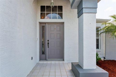 Casa en venta en Spring Hill, Florida, 2 dormitorios, 142.14 m2 № 2225760 - foto 4
