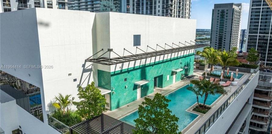 Condo à Miami, Floride, 2 chambres  № 2042219