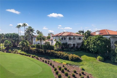Casa en venta en Coral Gables, Florida, 5 dormitorios, 564.01 m2 № 1982864 - foto 12