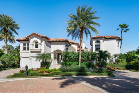 Casa en venta en Coral Gables, Florida, 5 dormitorios, 564.01 m2 № 1982864 - foto 7