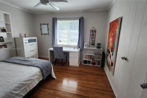 House in North Miami, Florida 4 bedrooms, 183.39 sq.m. № 1954471 - photo 24