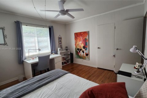 House in North Miami, Florida 4 bedrooms, 183.39 sq.m. № 1954471 - photo 25