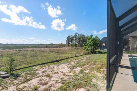 House in Davenport, Florida 4 bedrooms, 219.99 sq.m. № 1914754 - photo 7