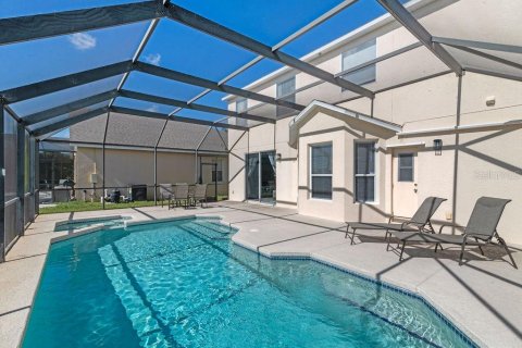 House in Davenport, Florida 4 bedrooms, 219.99 sq.m. № 1914754 - photo 4