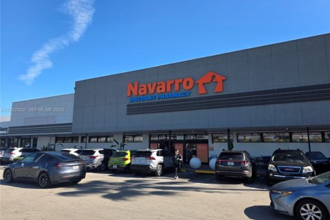 Condo in Hialeah, Florida, 3 bedrooms  № 1785709 - photo 27