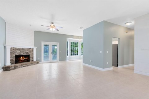 House in Winter Garden, Florida 3 bedrooms, 159.05 sq.m. № 1801299 - photo 13