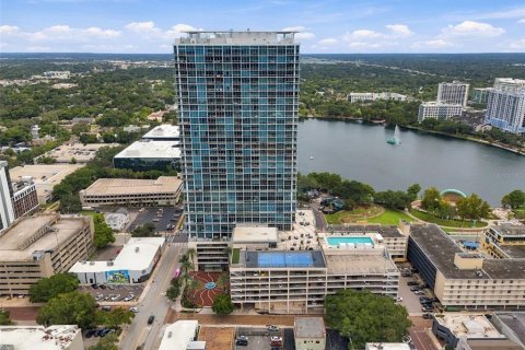 Condo in Orlando, Florida, 2 bedrooms № 2375501