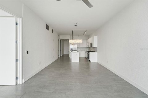 Condo in Orlando, Florida, 2 bedrooms  № 2375501 - photo 27