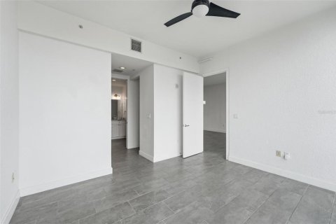 Condo in Orlando, Florida, 2 bedrooms  № 2375501 - photo 29