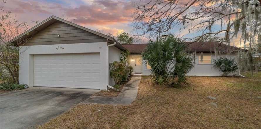 House in Ocala, Florida 3 bedrooms, 143.63 sq.m. № 1537897